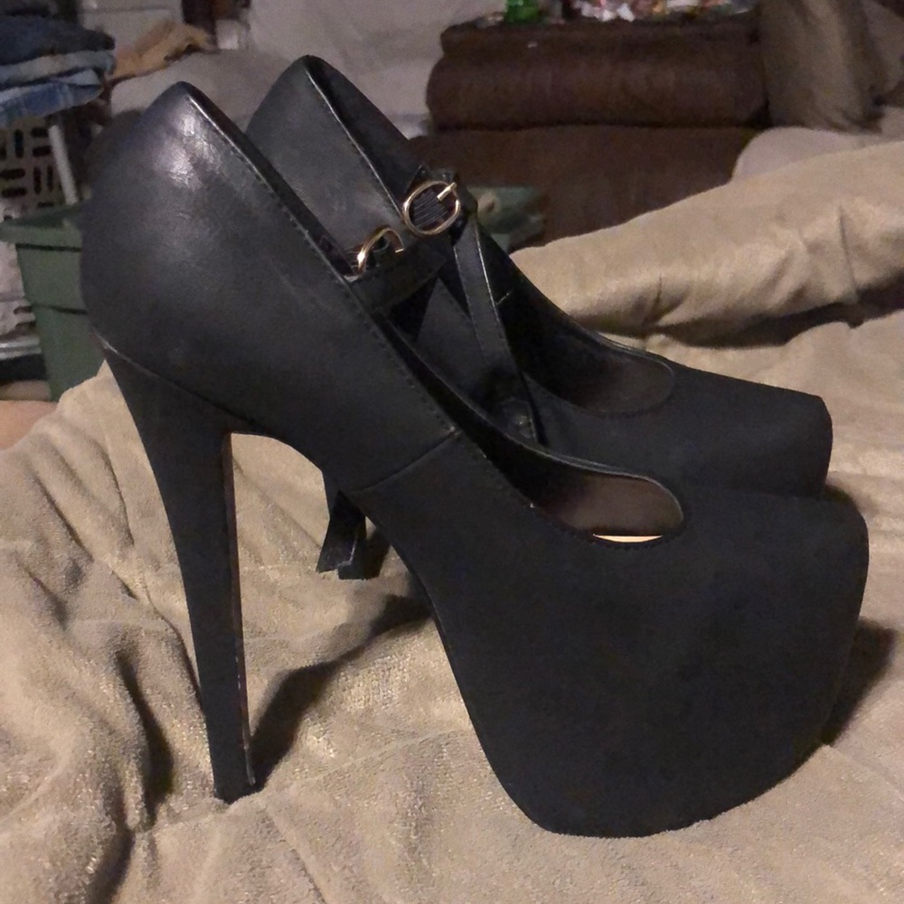 Black high heel shoes